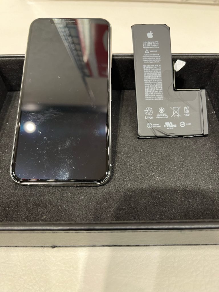 iPhoneXSバッテリー交換