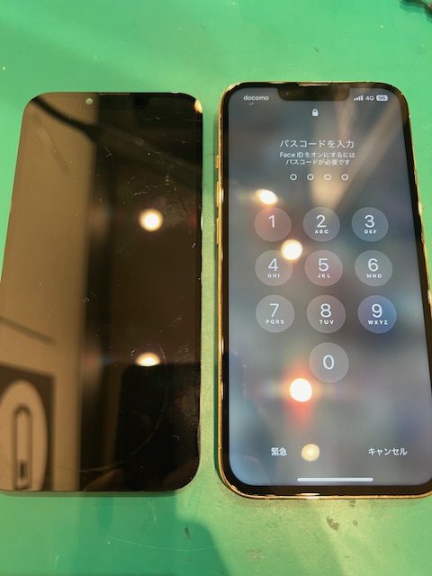 iPhone13Pro画面修理で復旧