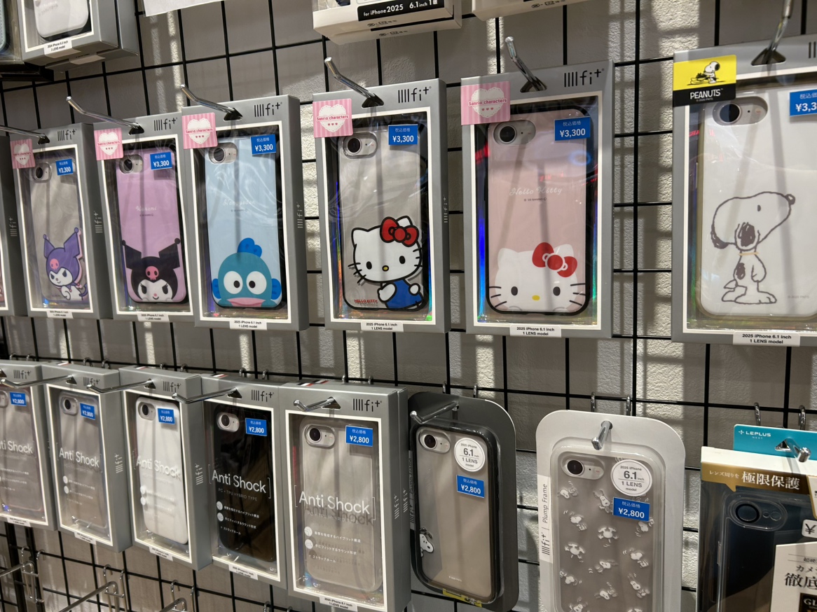 ケース入荷いたしました！ 【iPhone16e】