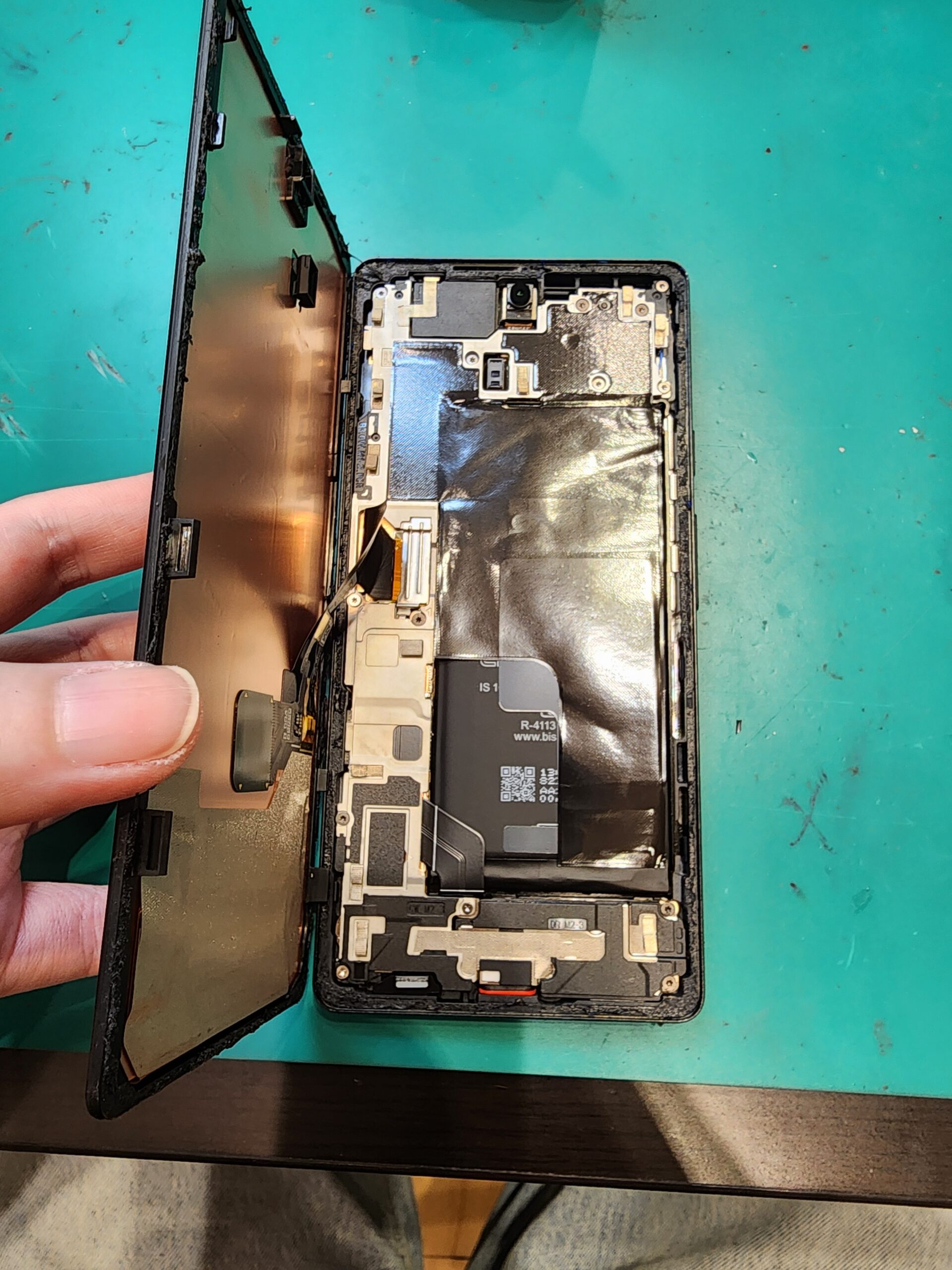 【札幌苗穂店】Google Pixel 6aバッテリー交換【長沼町からご来店】