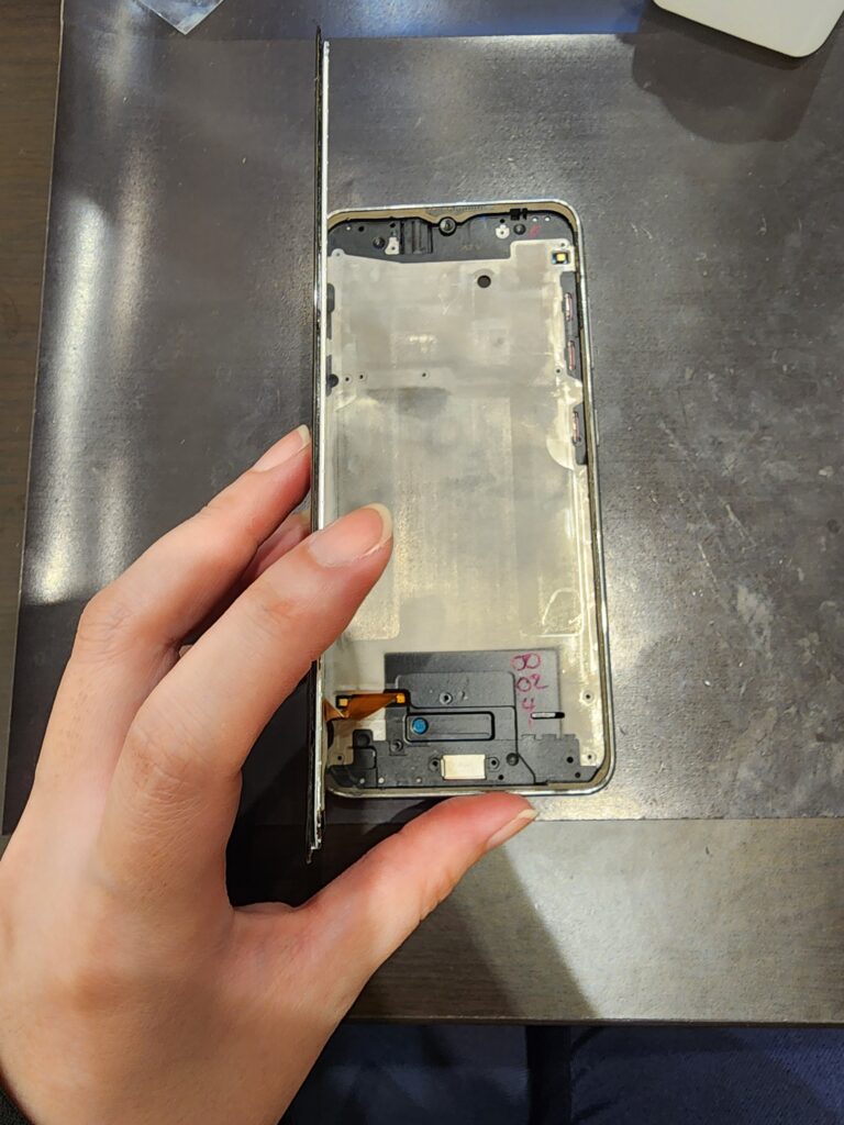 画面を開けたGalaxyA21