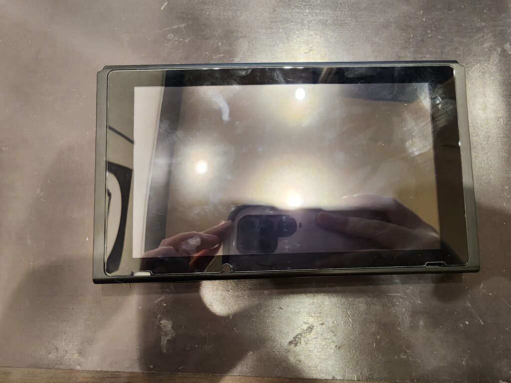 修理前の任天堂switch