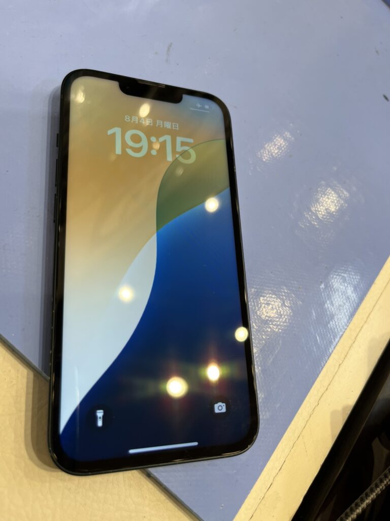 iPhone１３