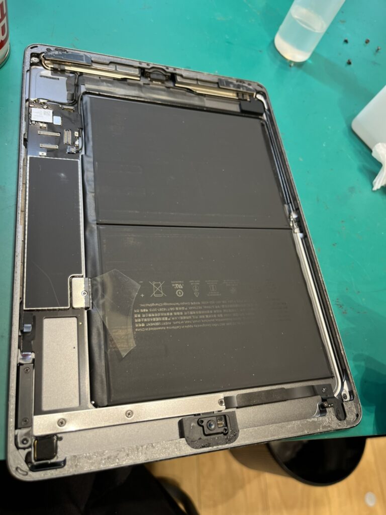 iPad8の画面交換