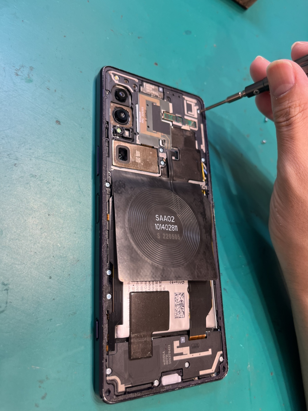 【札幌苗穂店】Xperia1Ⅳのバッテリー交換【東区からご来店】