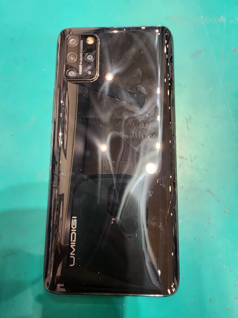 修理前のUMIDIGI S5Pro