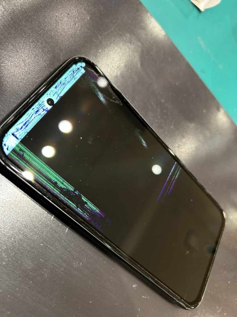 画面の見えないpixel8a