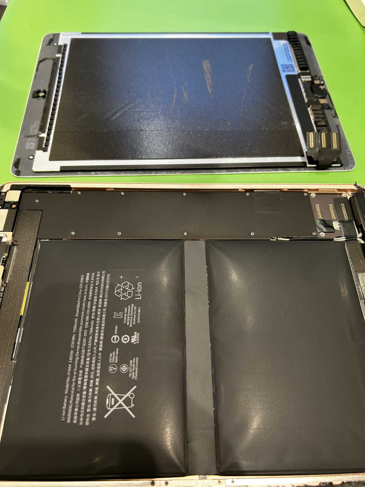 【札幌苗穂店】iPadPro9.7inchのバッテリー交換【千葉県のお客様】