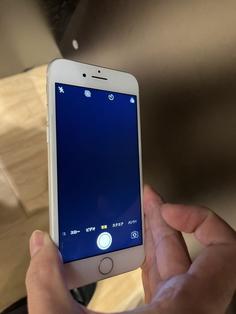 iPhone8のカメラ修理