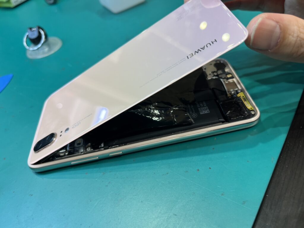 Huawei P20のバッテリー交換