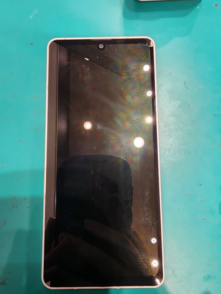 画面を開ける前のAQUOS sense6