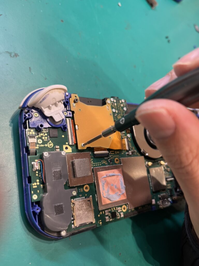 switch Liteの液晶交換