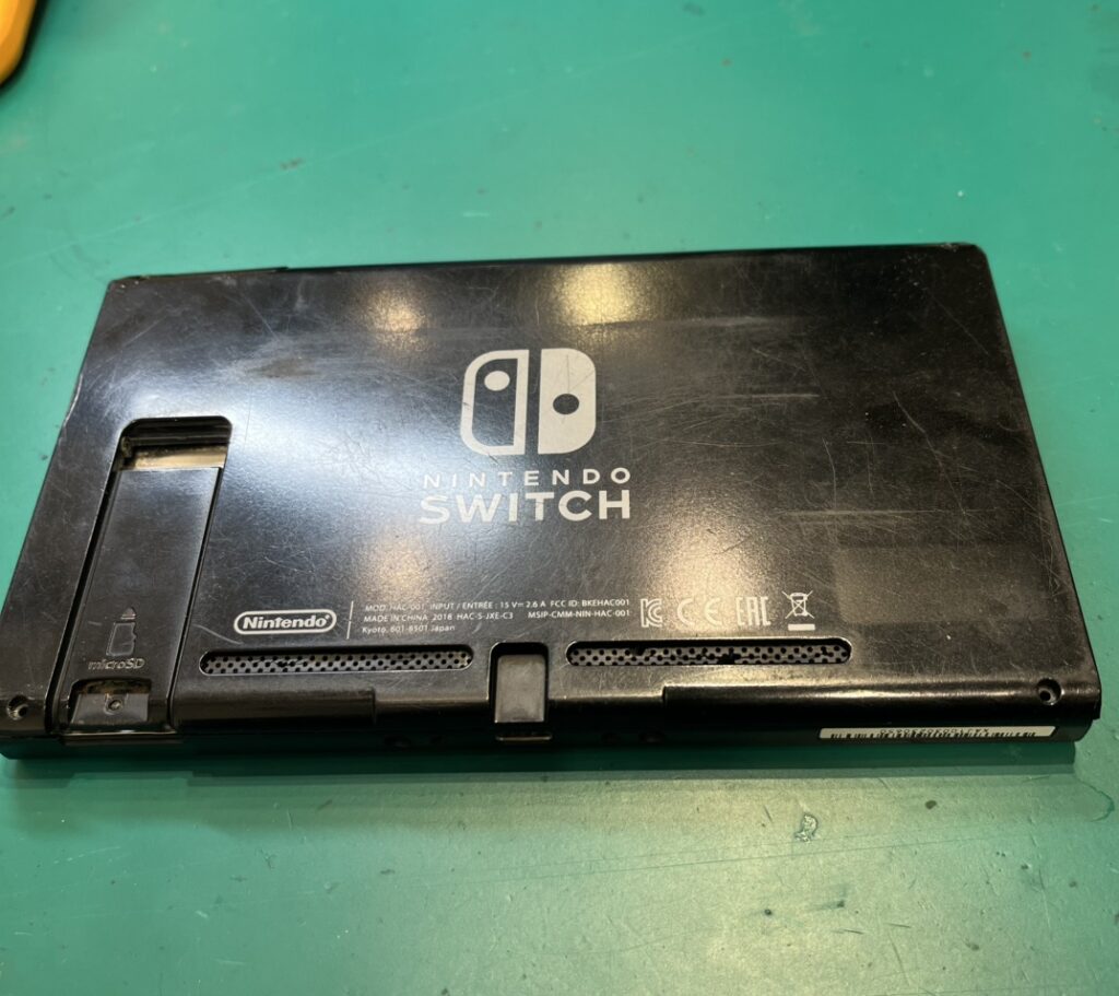 任天堂switchのゲームカードスロット交換