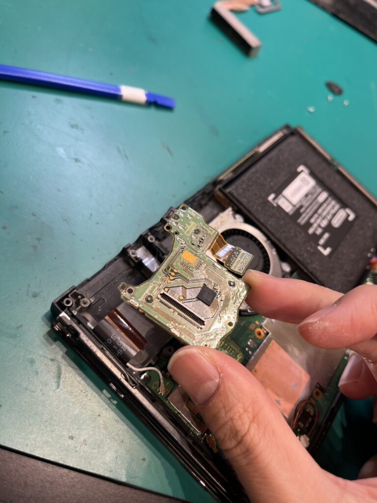 任天堂switchのゲームカードスロット交換