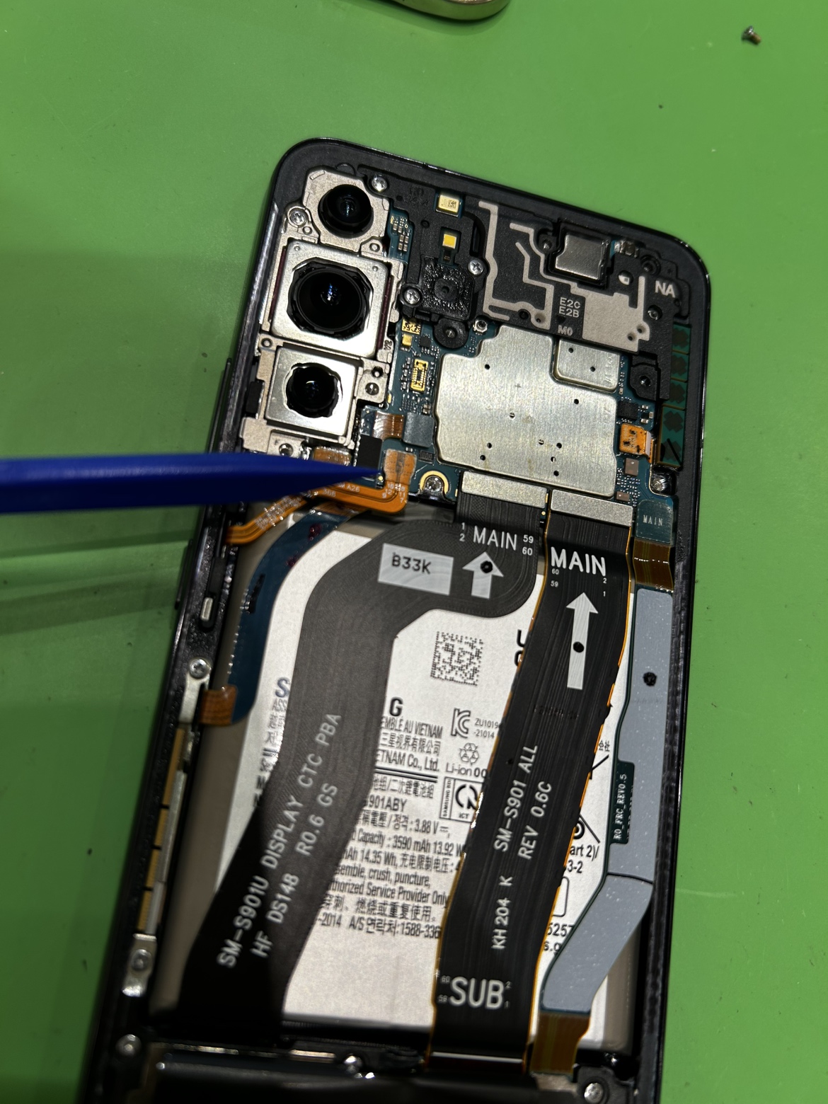 【札幌苗穂店】GalaxyS22のバッテリー交換【中央区からご来店】