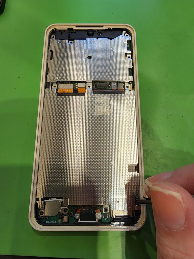 画面を外したAQUOSwish2