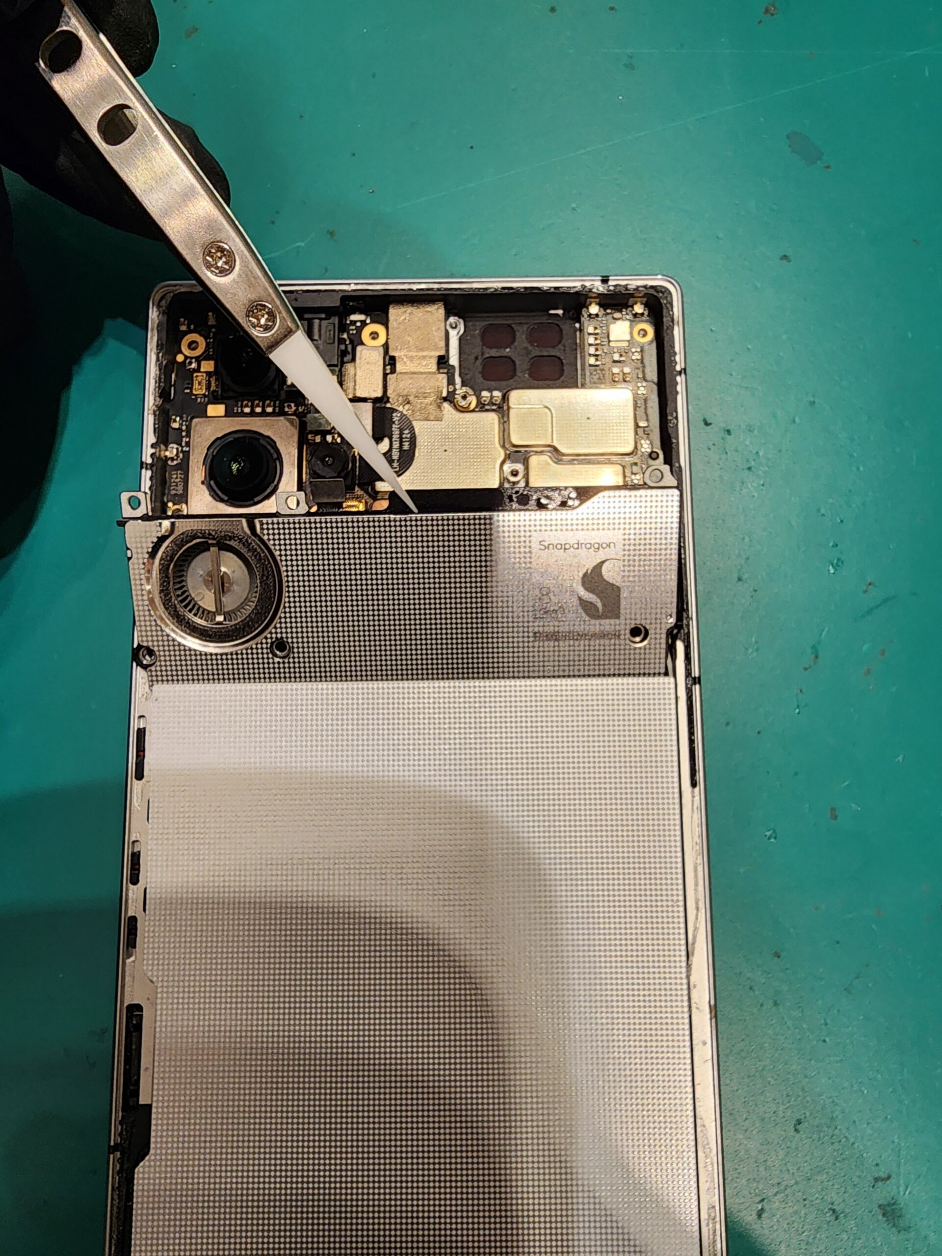 【札幌苗穂店】REDMAGIC 9S Pro冷却ファン交換【豊平区からご来店】