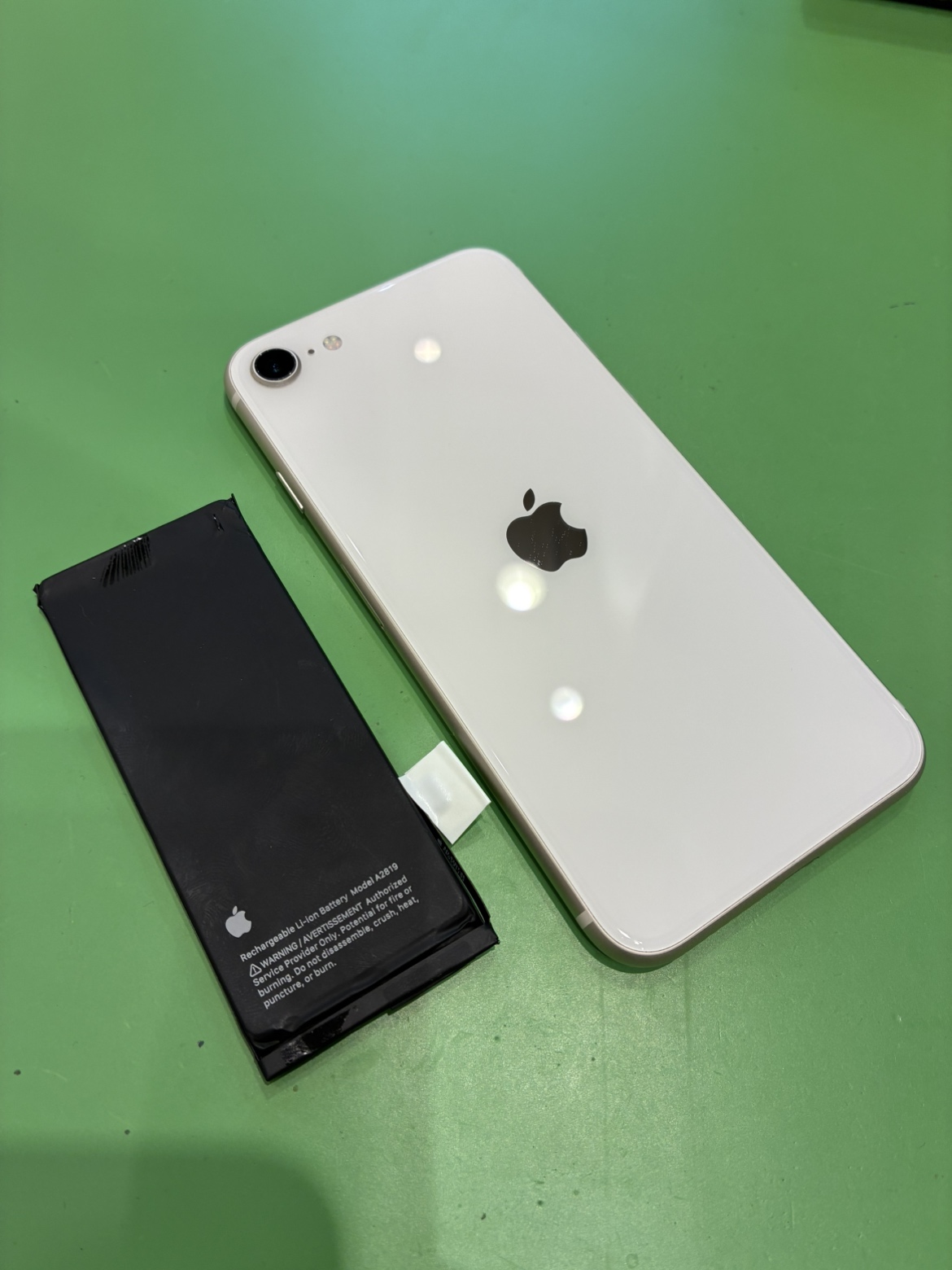 【札幌苗穂店】iPhoneSE3のバッテリー交換修理【北区からのご来店】