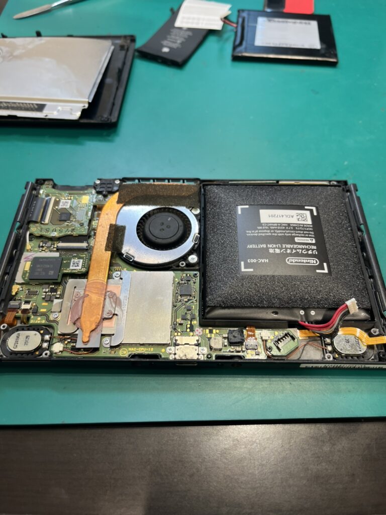 任天堂Switchのバッテリー交換