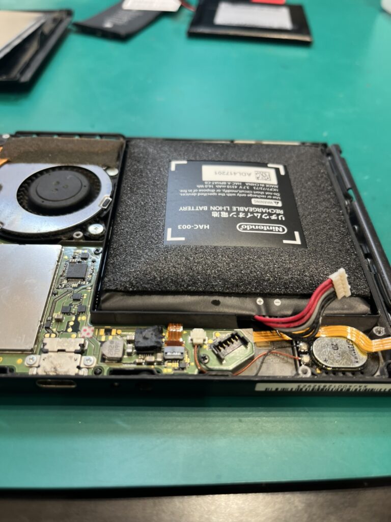 任天堂Switchのバッテリー交換