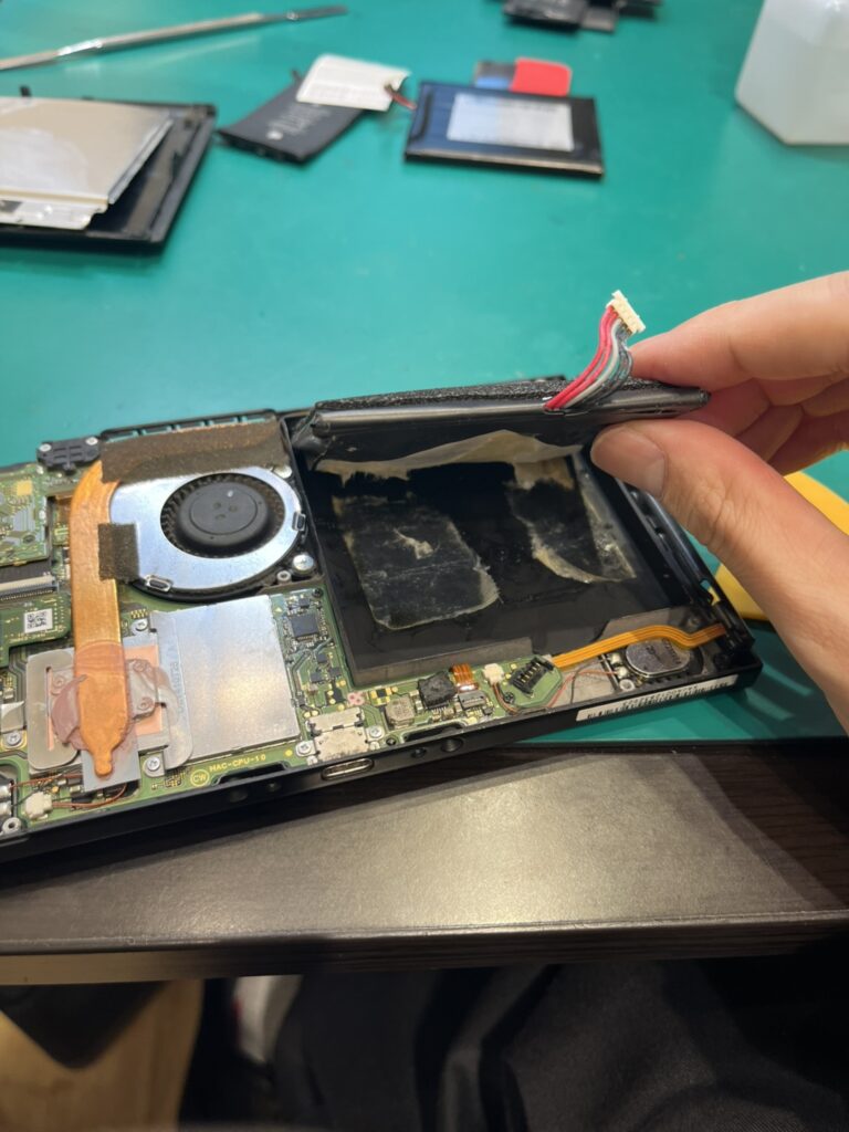任天堂Switchのバッテリー交換