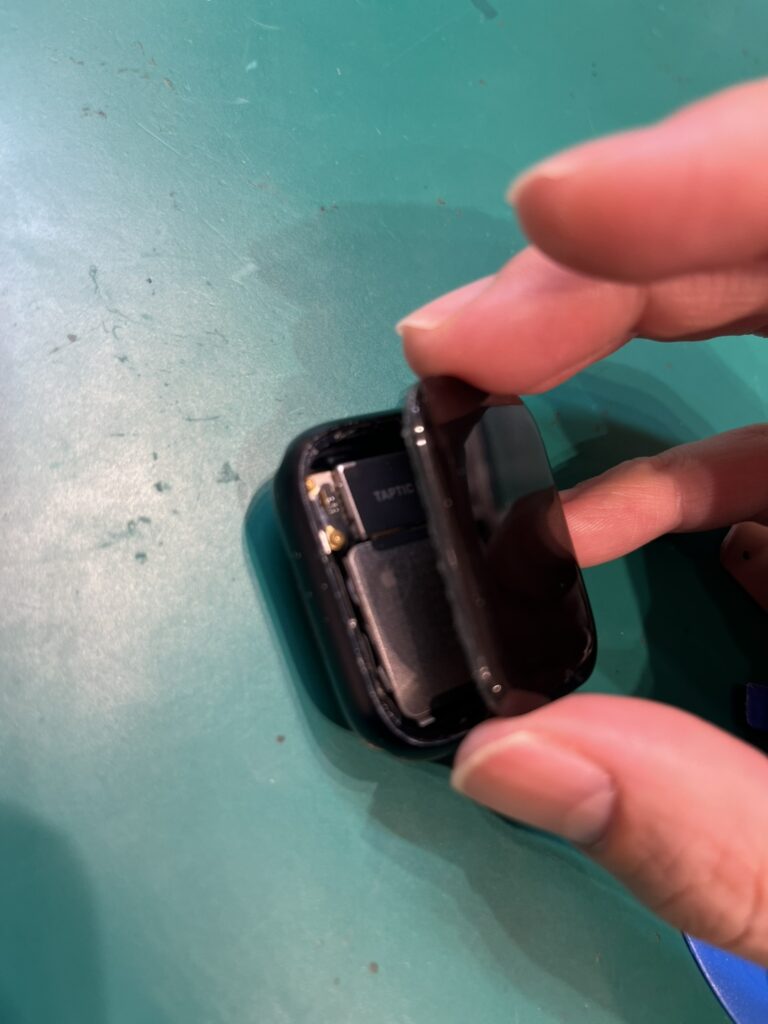 Apple Watch series8のバッテリー交換