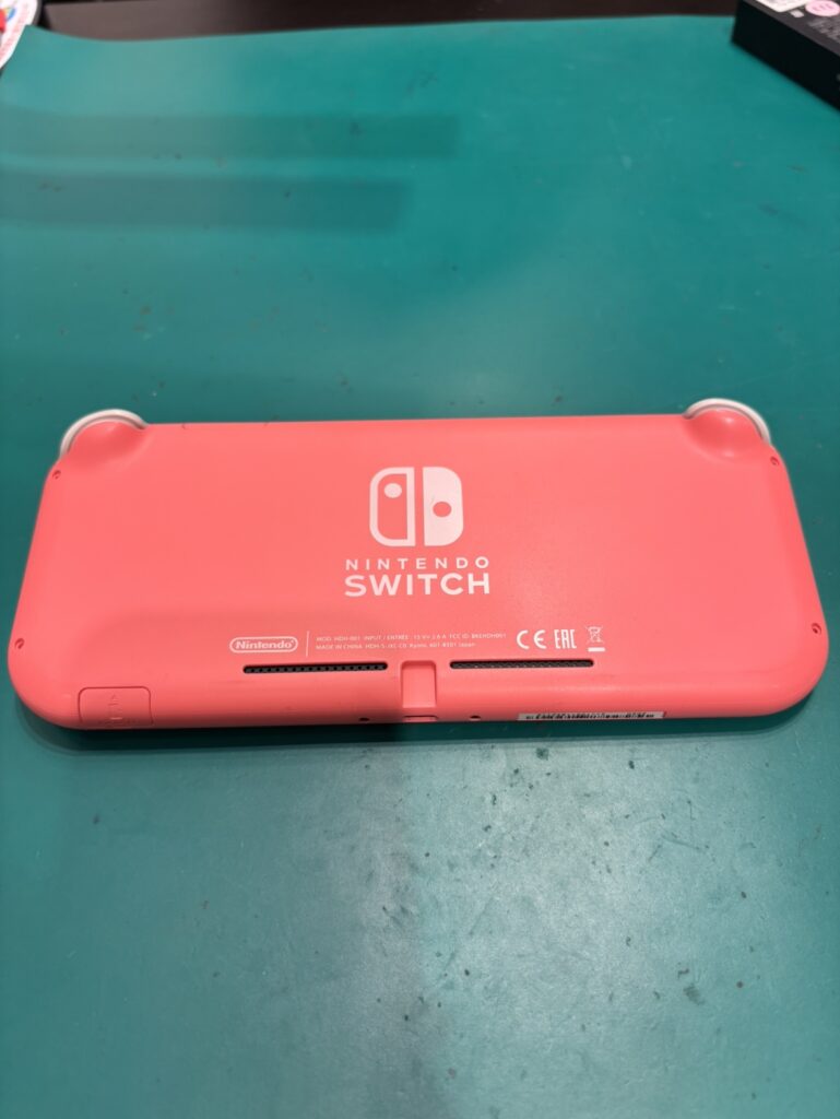 switch Lite本体の裏