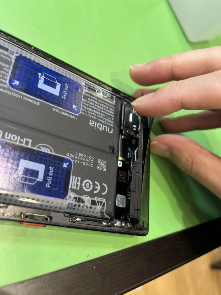 REDMAGIC 9Proのバイブレータ修理