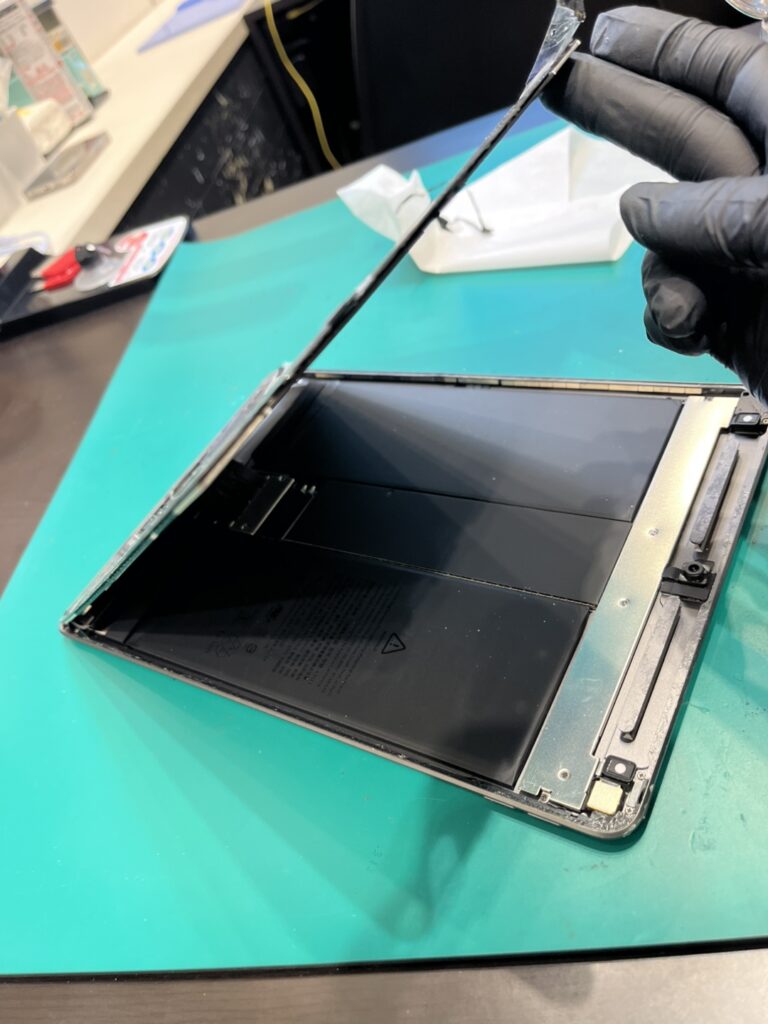 iPadAir3の液晶交換