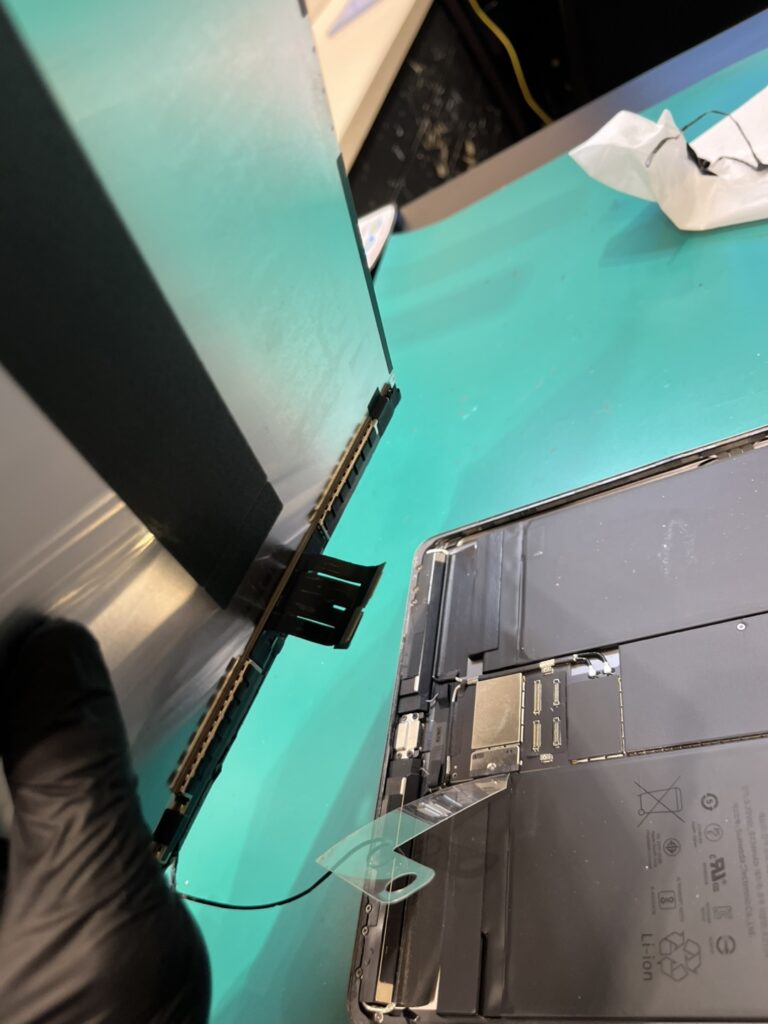 iPadAir3の液晶交換