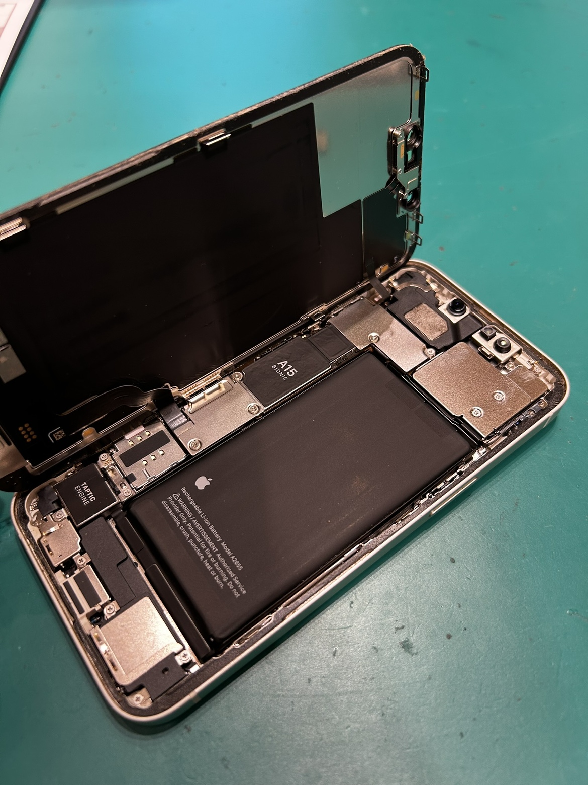 【札幌苗穂店】iPhone13のバッテリー交換【中央区からのご来店】